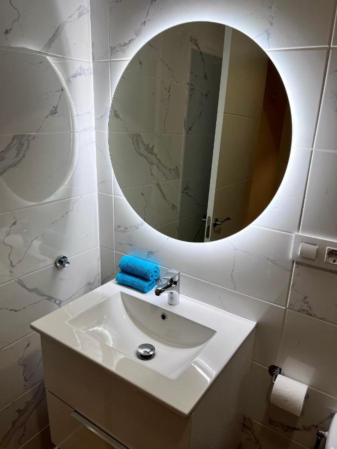 Gatu Premium Villa La Pepa, Preferente Mayores De 25 Anos Y Familias Cadiz Ngoại thất bức ảnh